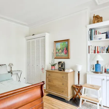 Stunning Parisian 1br Flat Near Sacre-coeur Apartment